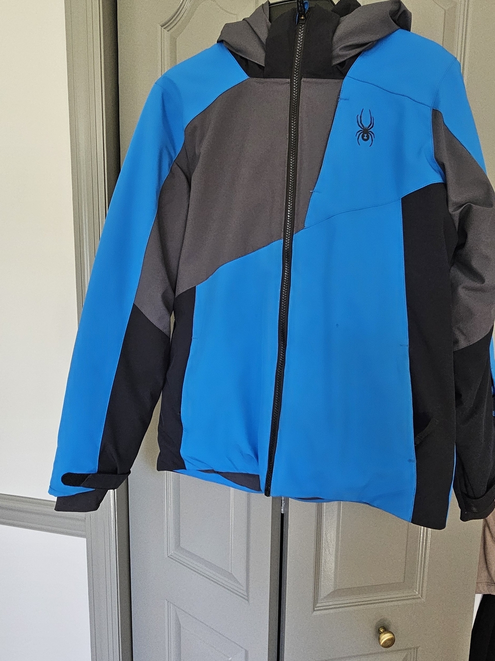Spyder Boy's Blue, Gray & Black Hooded Ski Jacket